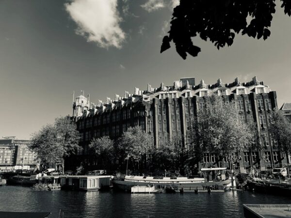Amsterdam Scheepvaarthuis
