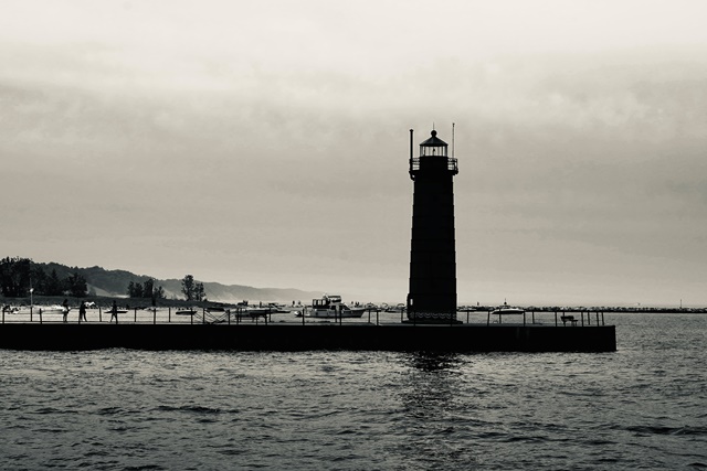 North Muskegon MI Muskegon Channel South Pierhead Lighthouse 1a
