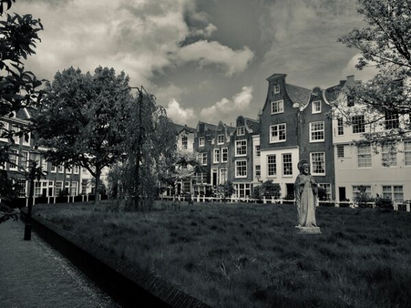 Amsterdam Begijnhof 1