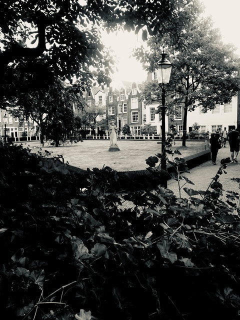 Amsterdam Begijnhof 2