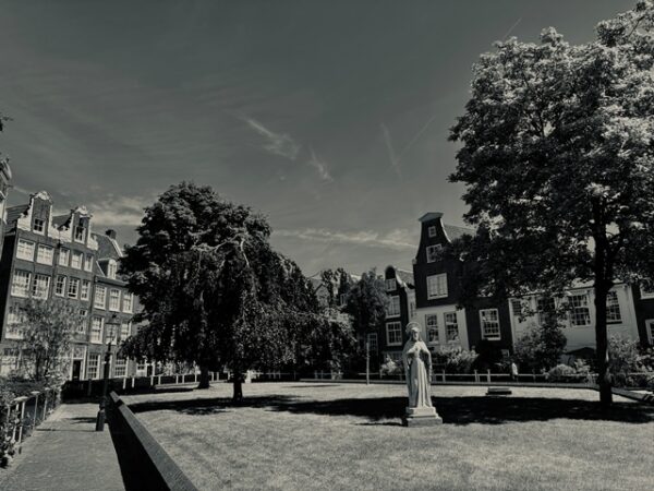 Amsterdam Begijnhof 3
