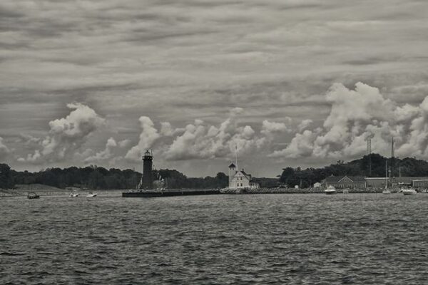 Muskegon MI South Pierhead Lighthouse